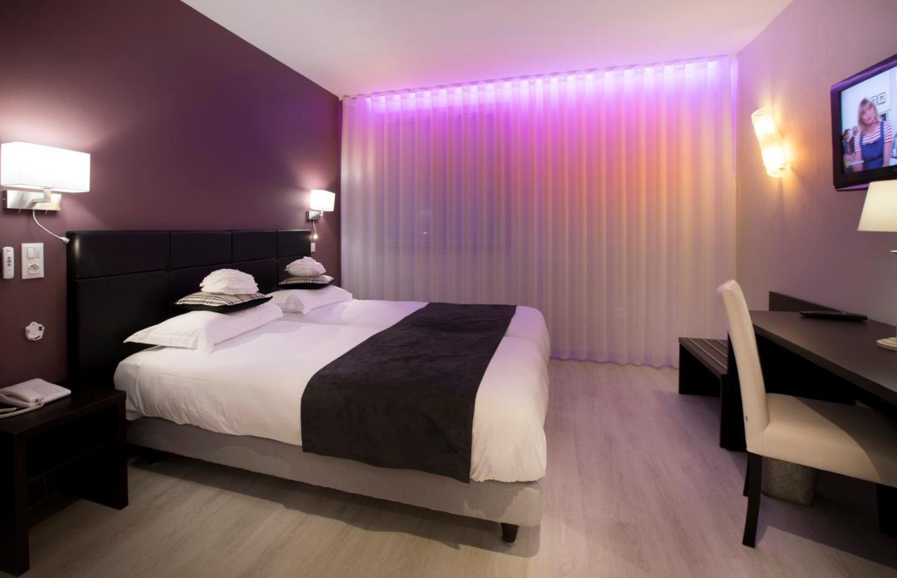 Logis Hotel - Restaurant - Spa - Le Relais De Farrou Villefranche-de-Rouergue Exteriör bild